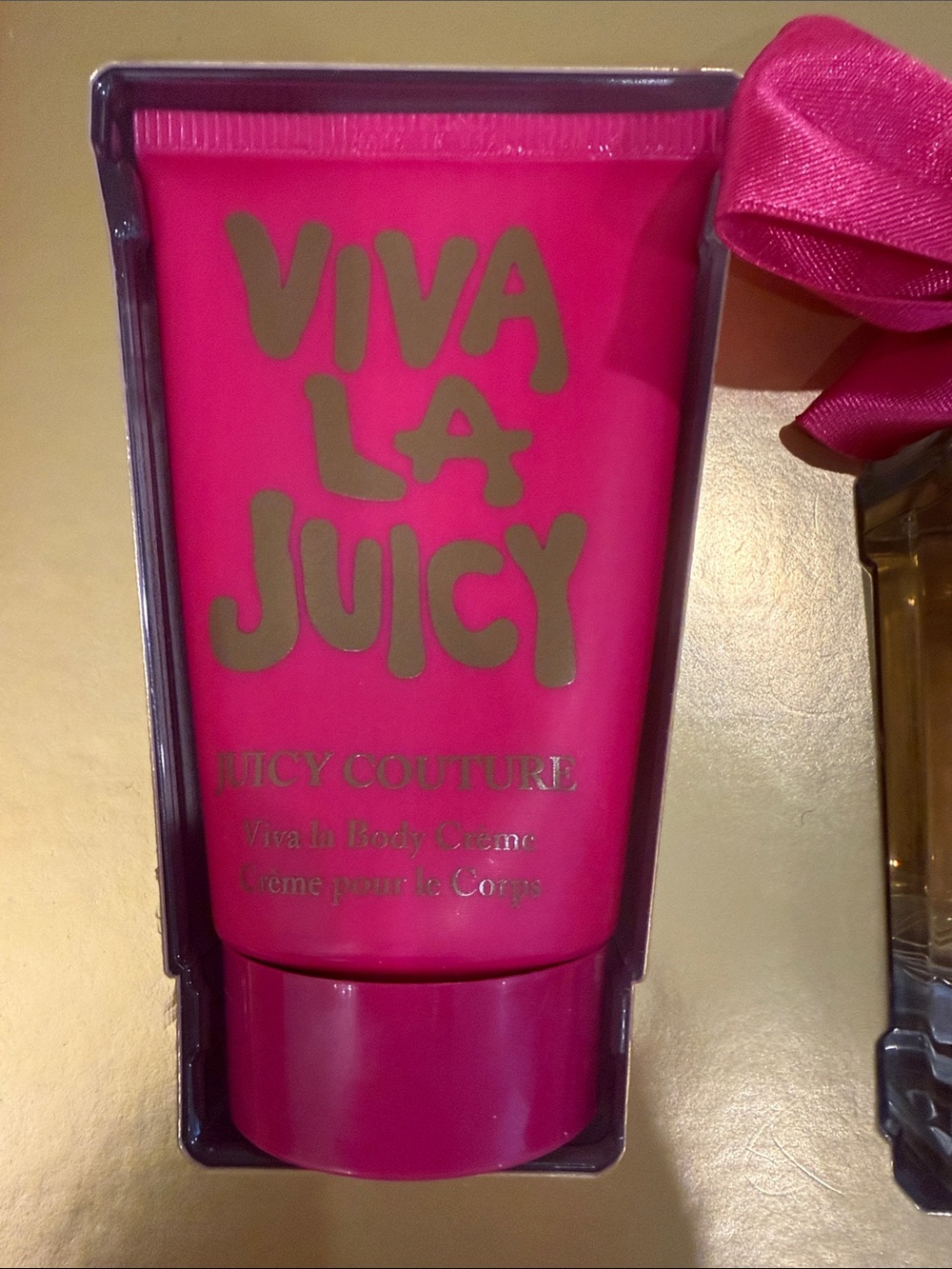 Juicy Couture Viva La Juicy Gift Trio - Hot Pink & Gold - Picture 5 of 16